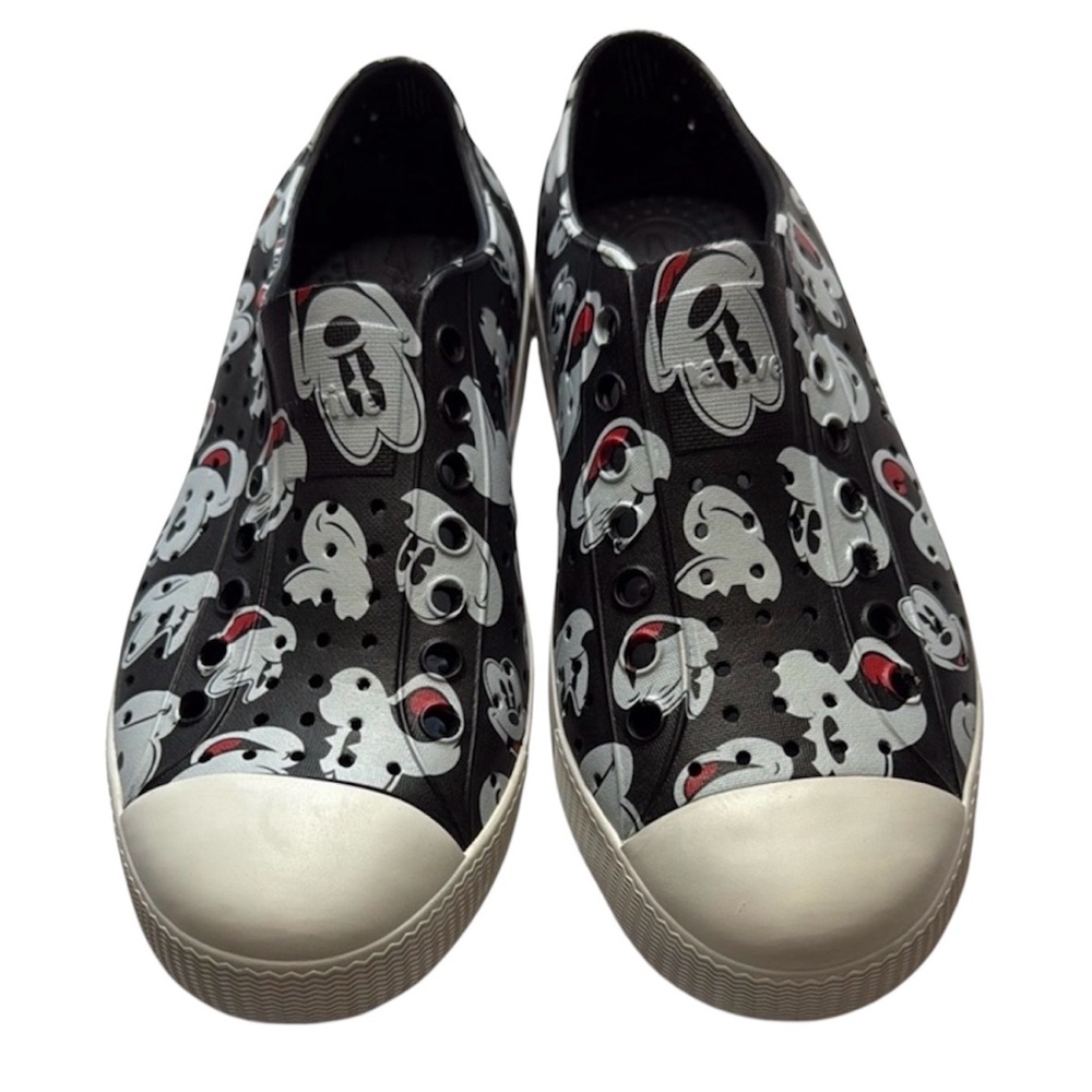 Native Slip On Jefferson Print Mickey Mouse M5 / W7 NWOT